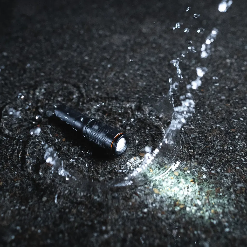 NEB-POC-1003_Columbo-Keychain-Pocket-Light_Lifestyle-IPX7-Waterproof2000x2000_1800x1800.webp