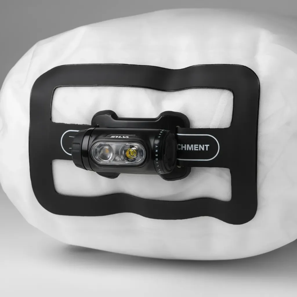 Dry_bag_TPU_6L_39031_headlamp.webp