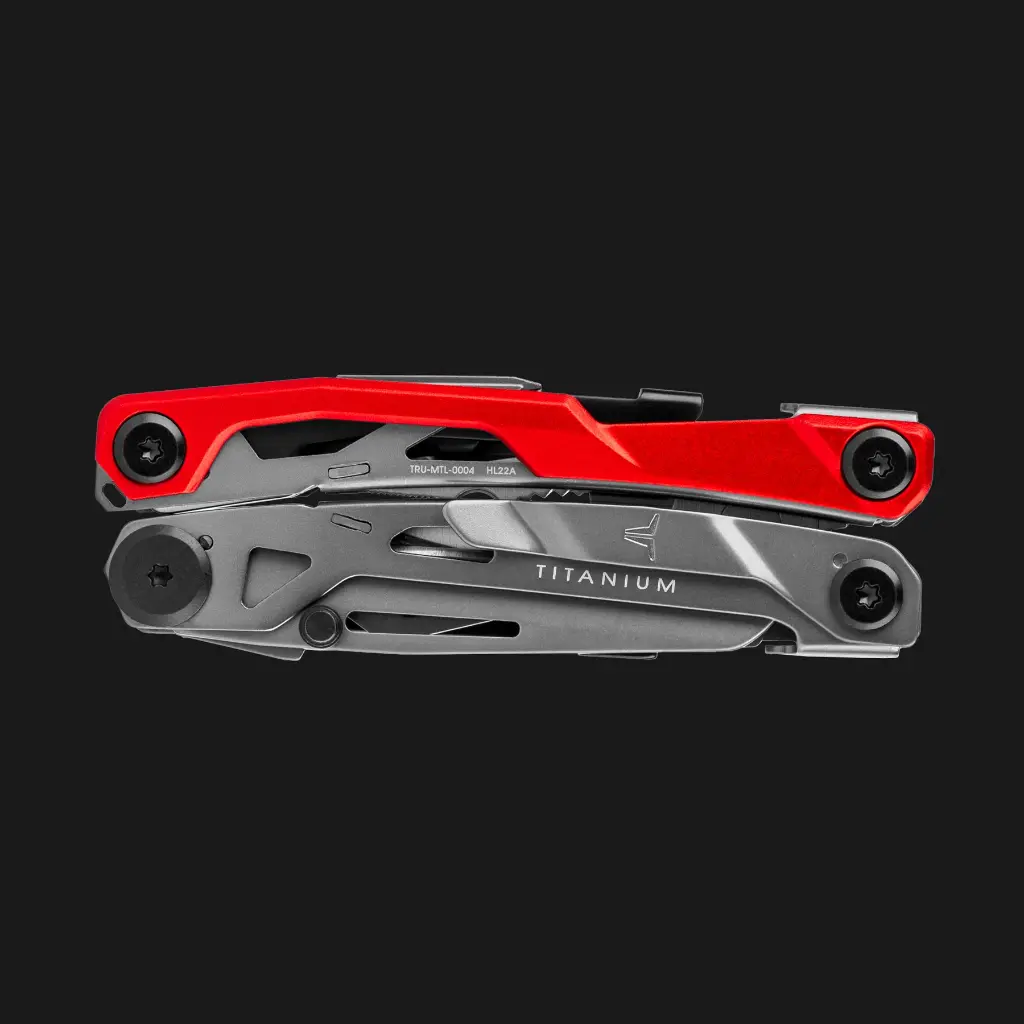 TRU-MTL-0004_Ti-Pocket-Multi-Tool_Hero-Closed-websitebackground.webp